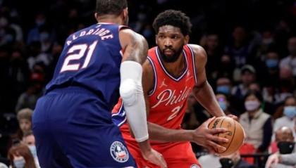 大帝状态回暖76人连战连捷 篮网将帅齐赞恩比德