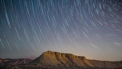 百度体育nba-打花了！姜至鹏角球开出，本科维奇力压后卫头球抢点完成梅开二度